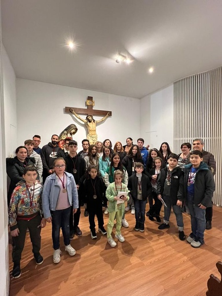 Imposición de medallas y entrega de Estatutos · 1