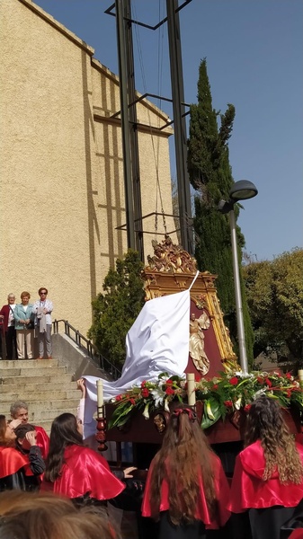 Domingo de Resurrección · 9